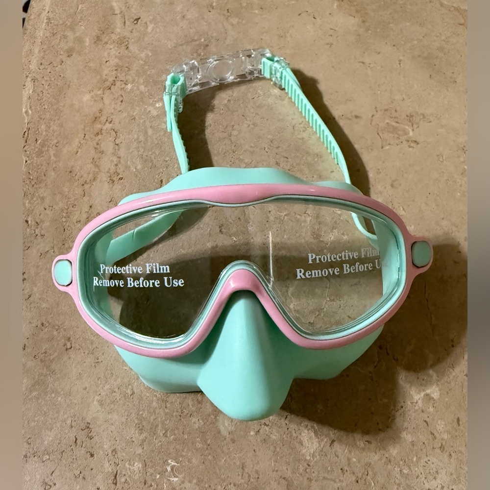 New Vvinca Goggles Youth Size